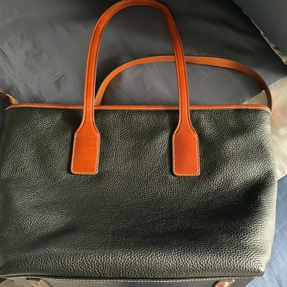 Dooney and Bourke Pebble Grain Black Double Pocket tote - Picture 7 of 10